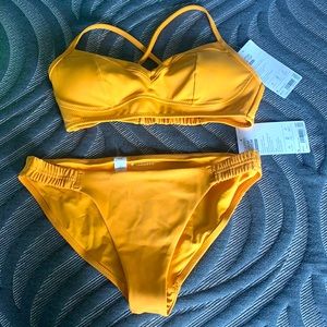 ATHLETA sculpted bikini